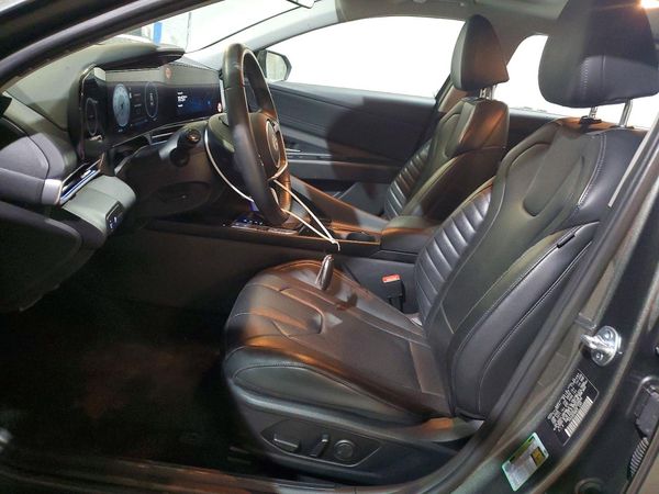 2025 HYUNDAI ELANTRA Limited — DENT