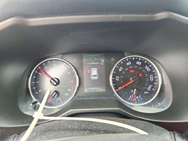 2020 TOYOTA RAV4 XLE Premium — ODOM