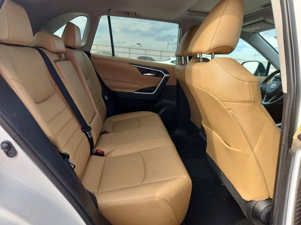 2020 TOYOTA RAV4 XLE Premium — PSRS