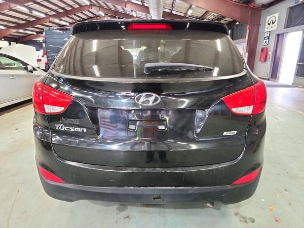 2015 HYUNDAI TUCSON GL (Middle-Low) — DIRR