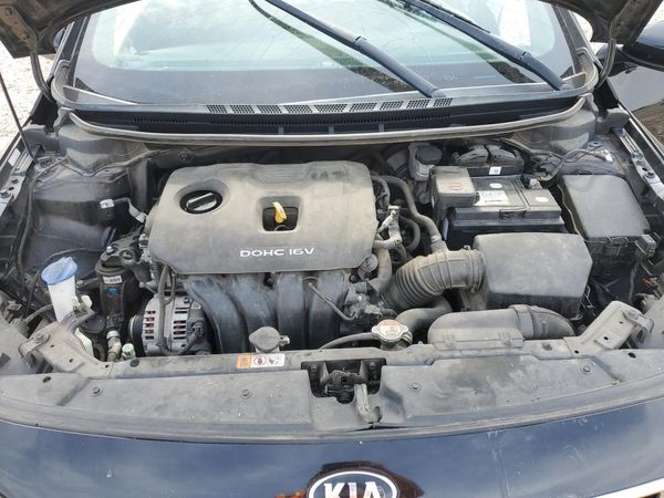 2017 KIA FORTE LX Base