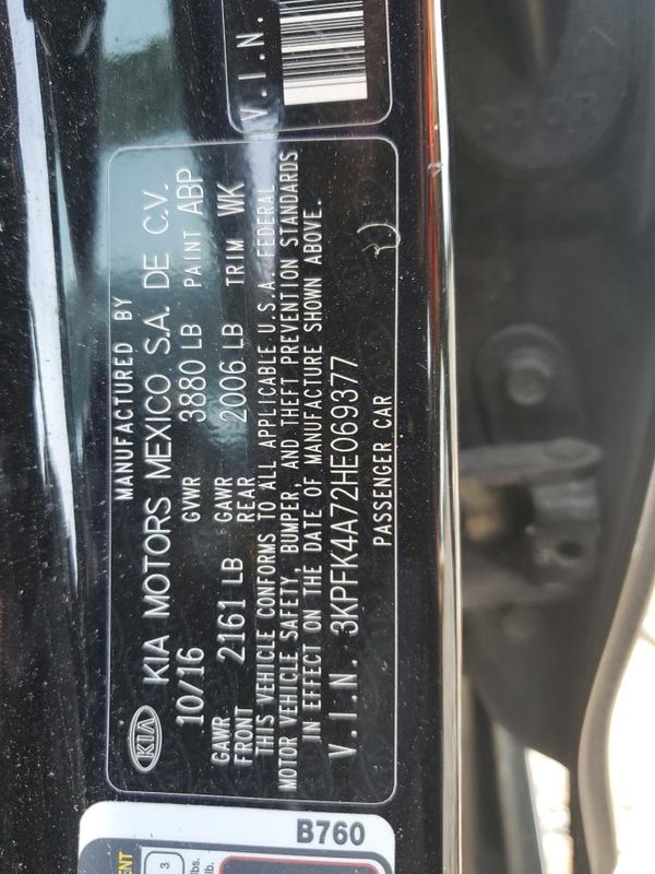 2017 KIA FORTE LX Base