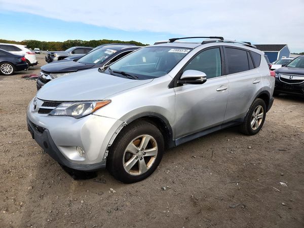 2013 TOYOTA RAV4 Sports — Front 3/4