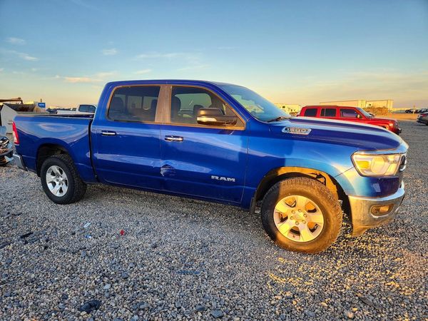 2019 RAM 1500 Big Horn/Lonestar — Passenger 3/4