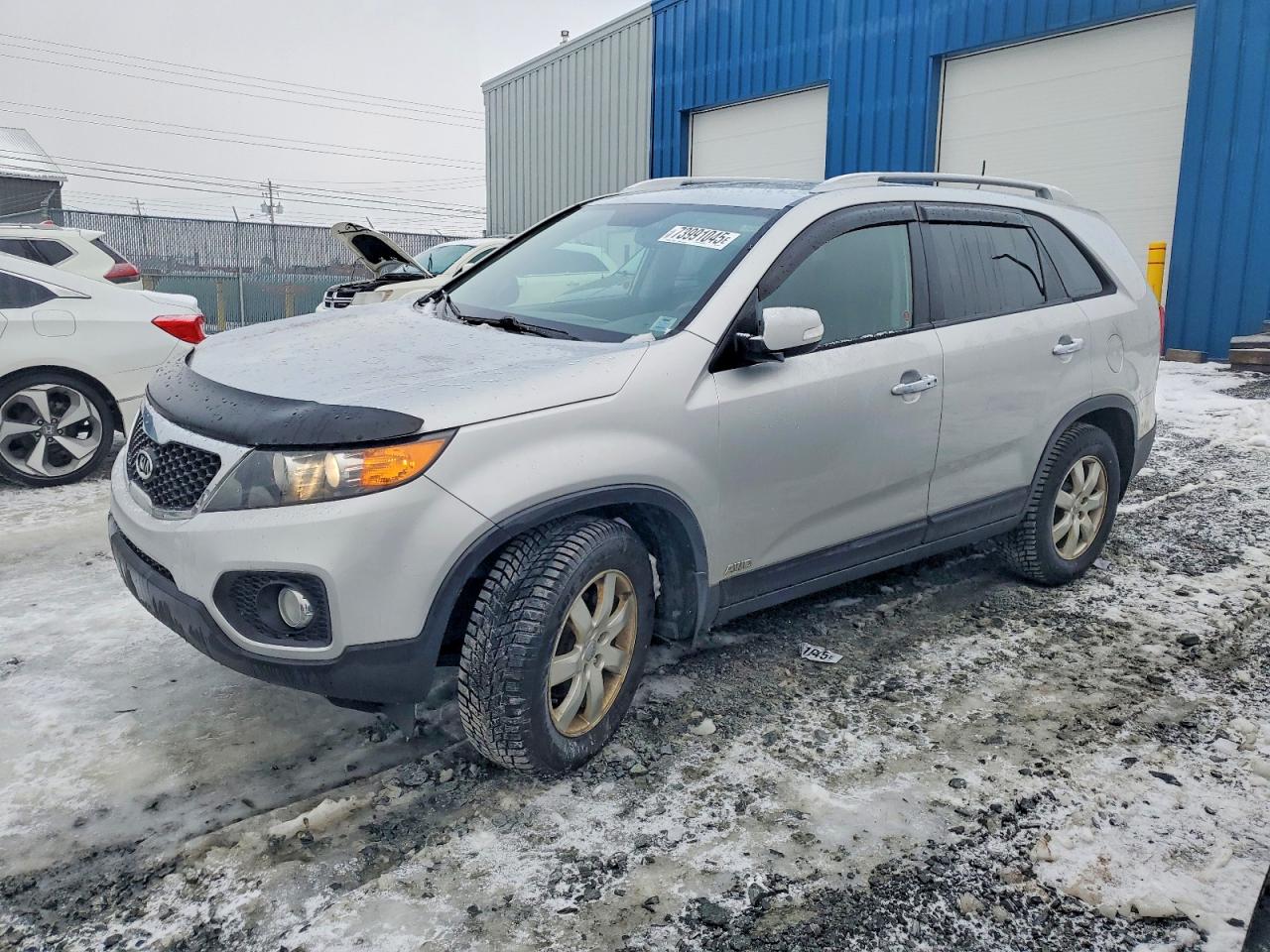 2013 KIA SORENTO Base / LX