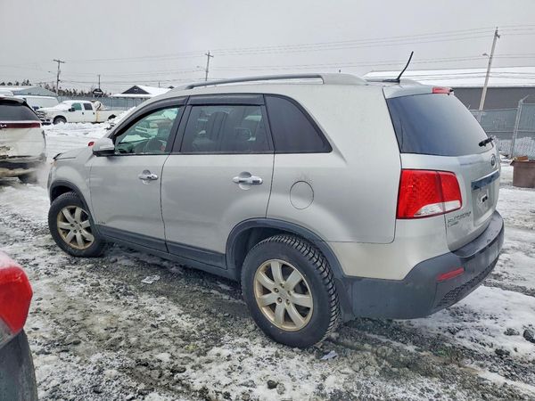 2013 KIA SORENTO Base / LX