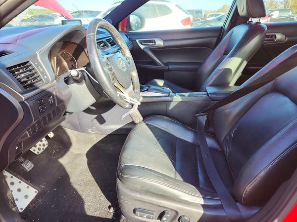 2014 LEXUS CT 200h — DENT