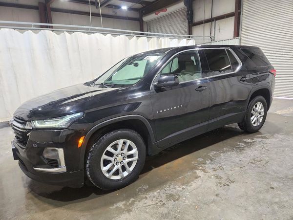 2022 CHEVROLET TRAVERSE LS — Front 3/4
