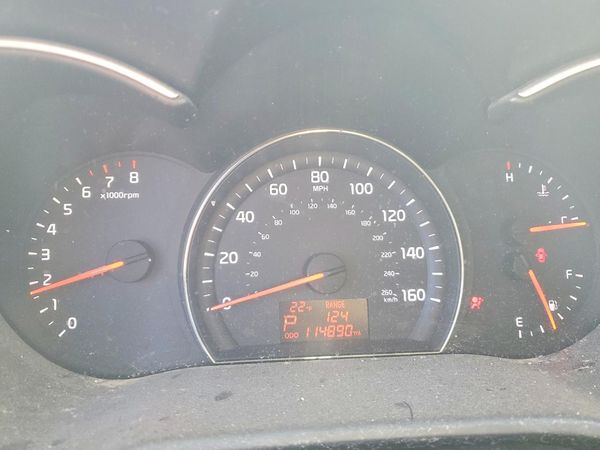 2014 KIA SORENTO Base/ LX