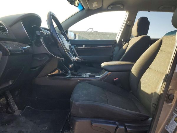 2014 KIA SORENTO Base/ LX