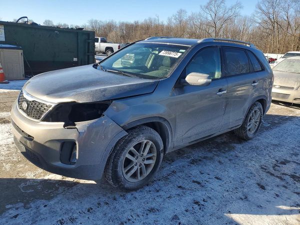 2014 KIA SORENTO Base/ LX