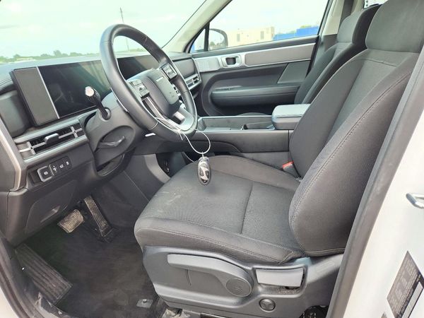 2025 HYUNDAI SANTA FE SE — DENT
