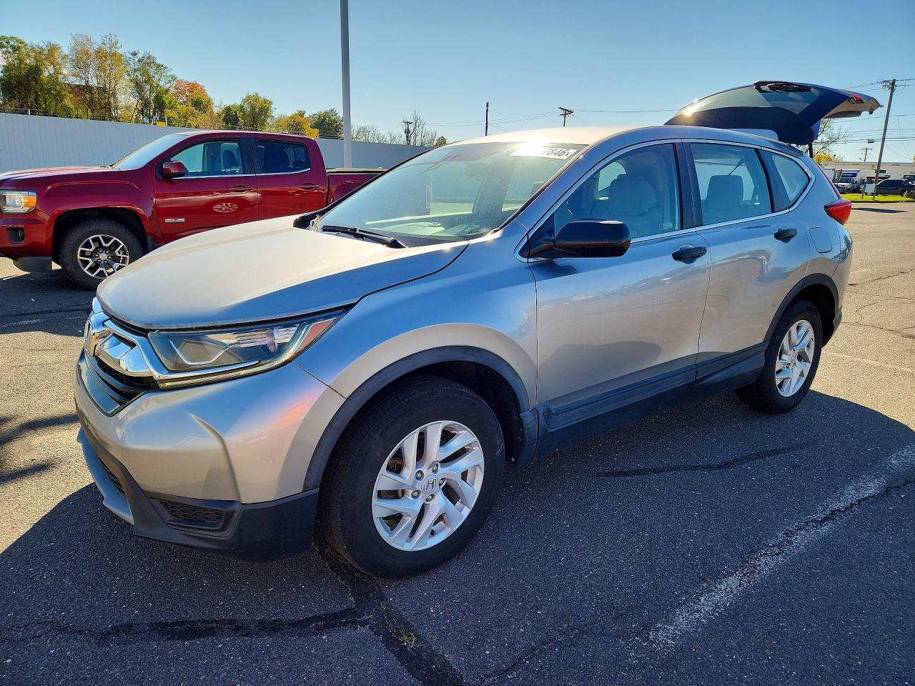 2018 HONDA CRV LX — Front 3/4