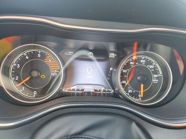 2019 JEEP CHEROKEE Limited — ODOM