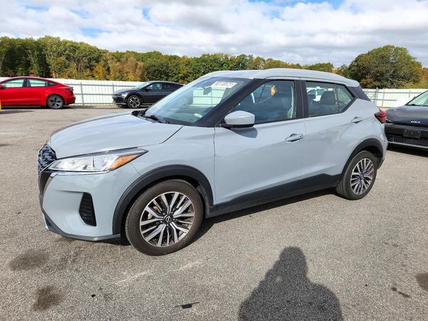 2024 NISSAN KICKS SV — Front 3/4