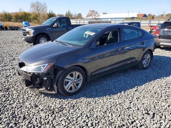2020 HYUNDAI ELANTRA — Front 3/4