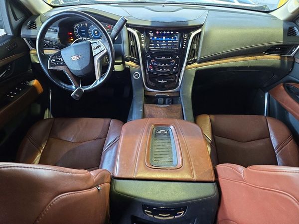 2020 CADILLAC ESCALADE ESV Luxury — CKPT