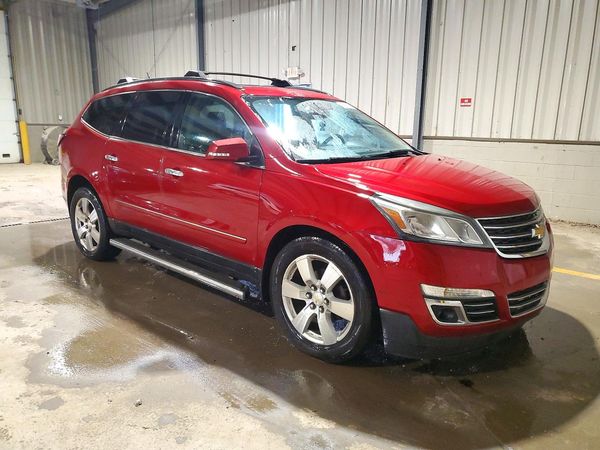 2014 CHEVROLET TRAVERSE LTZ — Passenger 3/4