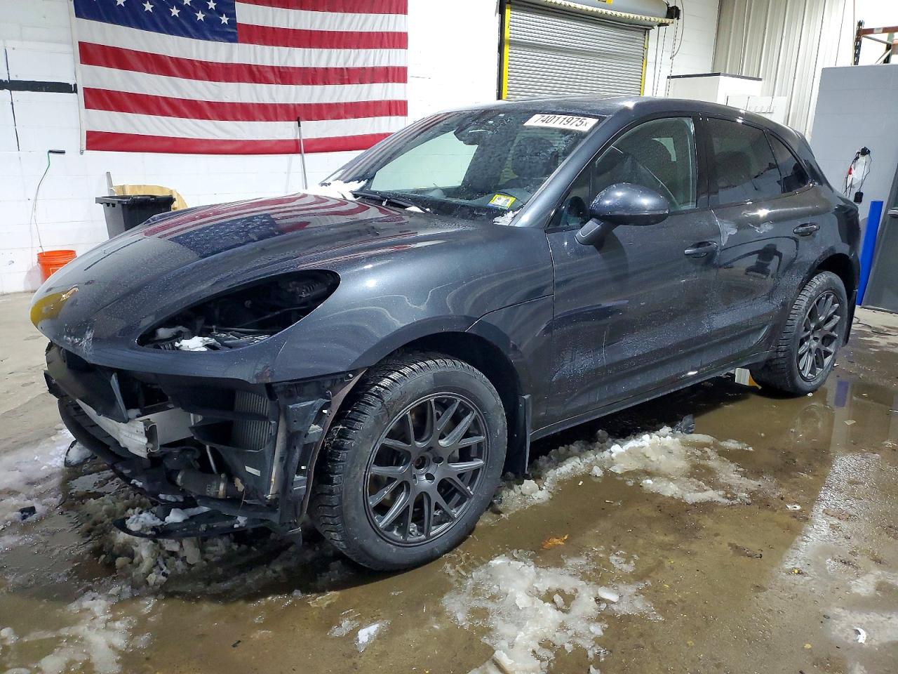 2020 PORSCHE MACAN