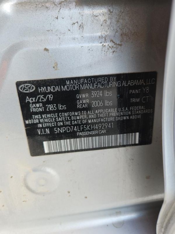 2019 HYUNDAI ELANTRA
