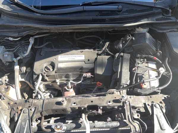 2015 HONDA CRV SE