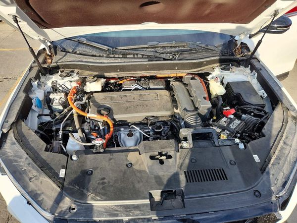 2025 HONDA CR-V Sport-L — Engine bay