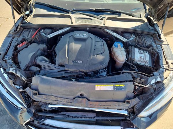 2018 AUDI A5 — Engine bay