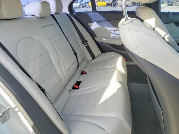 2017 MERCEDES-BENZ C C300
