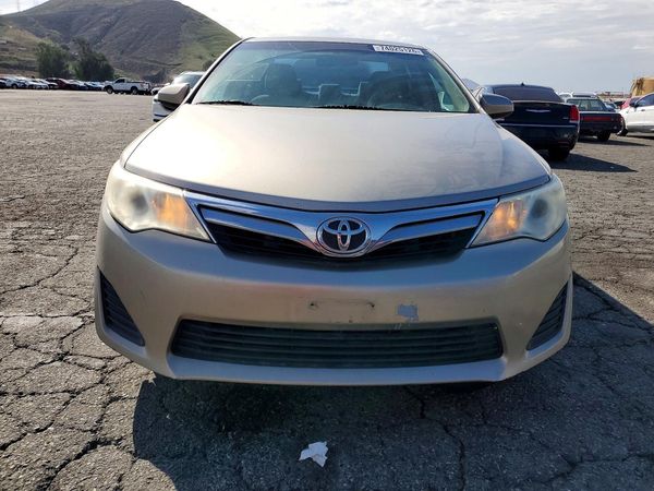 2014 TOYOTA CAMRY — DIRF