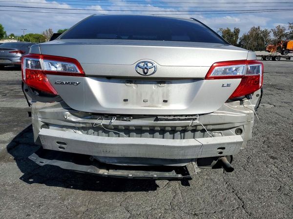 2014 TOYOTA CAMRY — DIRR