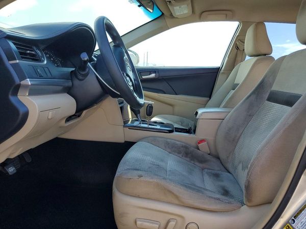 2014 TOYOTA CAMRY — DENT