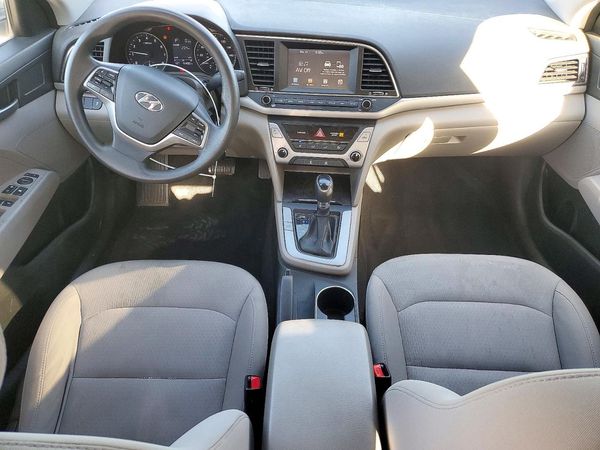 2018 HYUNDAI ELANTRA SE — CKPT