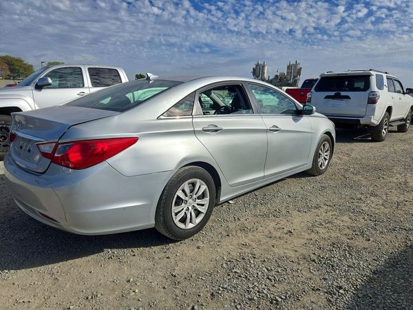 2013 HYUNDAI SONATA GLS/ GLS Popular — PSRA