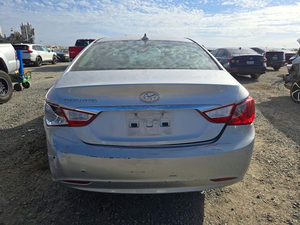 2013 HYUNDAI SONATA GLS/ GLS Popular — DIRR