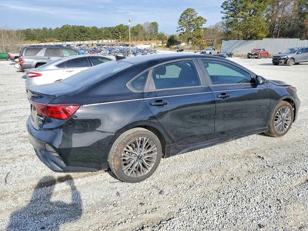 2024 KIA FORTE GT Line