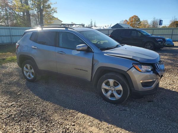 2019 JEEP COMPASS — Passenger 3/4