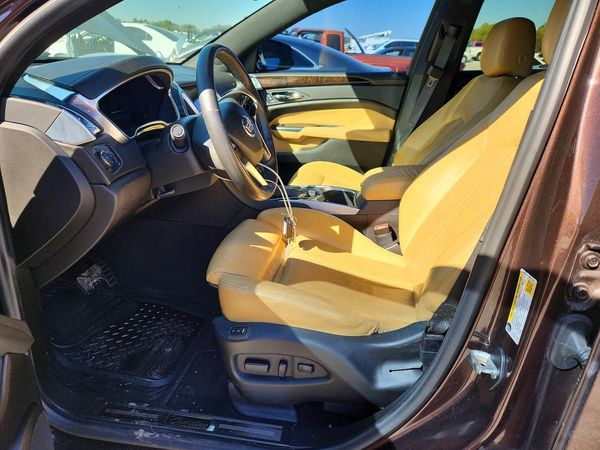 2015 CADILLAC SRX Performance — DENT