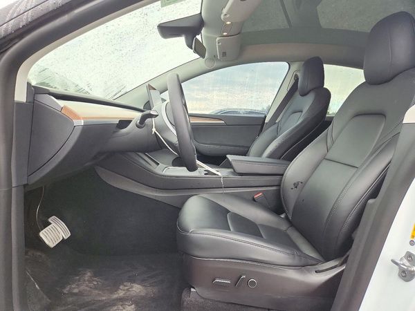 2022 TESLA MODEL Y — DENT