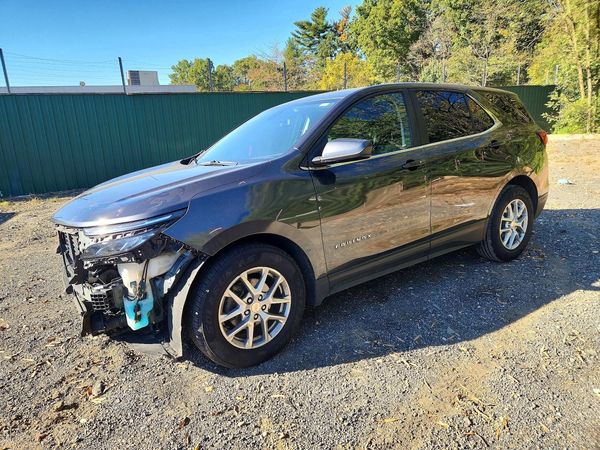2022 CHEVROLET EQUINOX LT (1LT) — Front 3/4