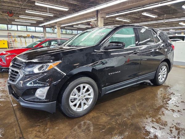 2020 CHEVROLET EQUINOX LT (1LT) — Front 3/4