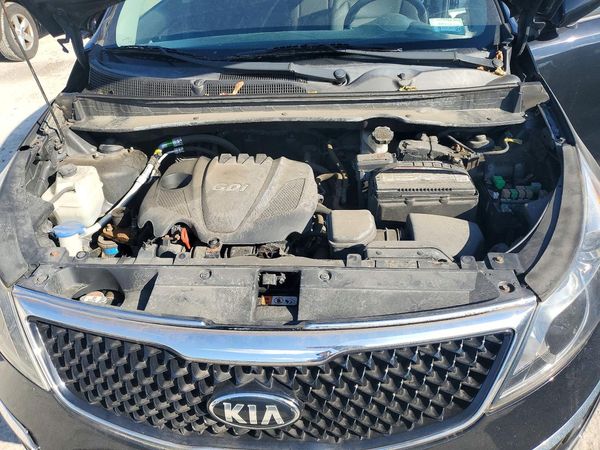 2014 KIA SPORTAGE LX — Engine bay