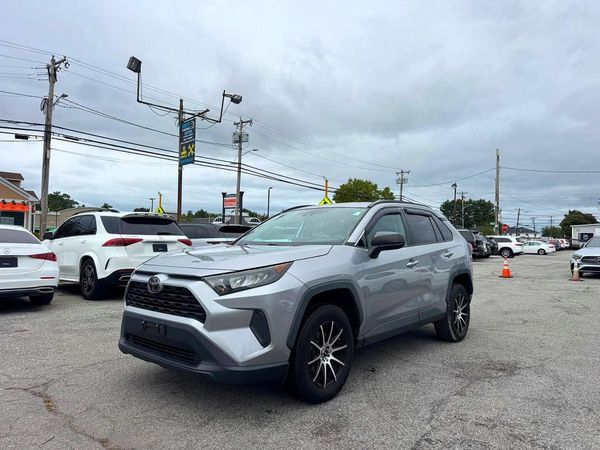 2019 TOYOTA RAV4 LE