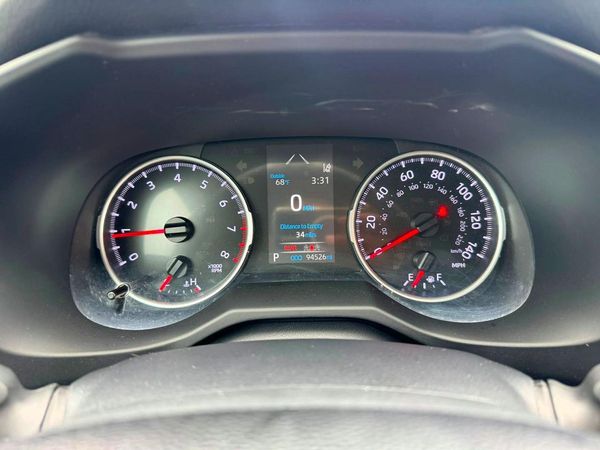 2019 TOYOTA RAV4 LE