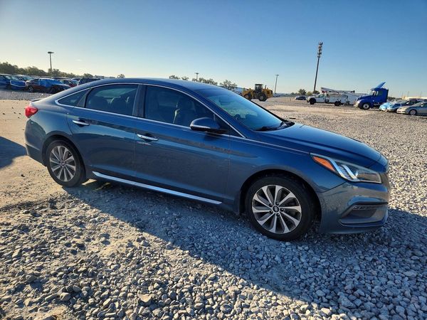 2015 HYUNDAI SONATA — Passenger 3/4