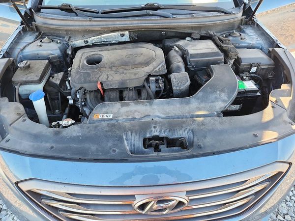 2015 HYUNDAI SONATA — Engine bay