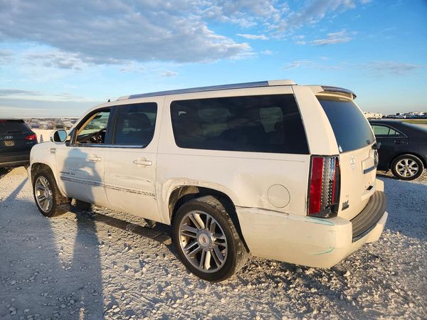 2012 CADILLAC ESCALADE ESV Premium — DSRA