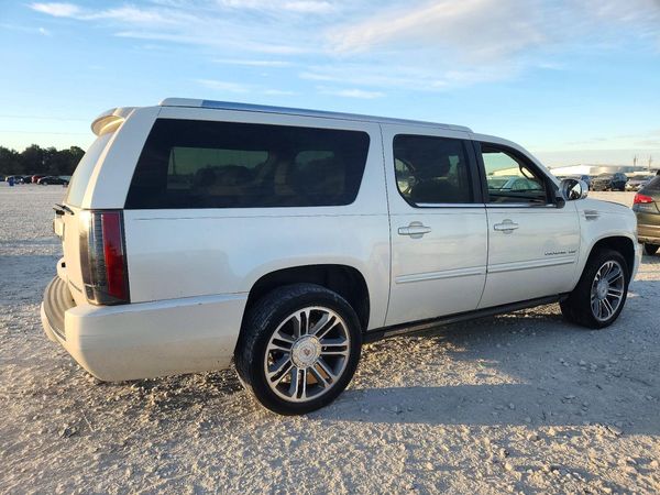 2012 CADILLAC ESCALADE ESV Premium — PSRA
