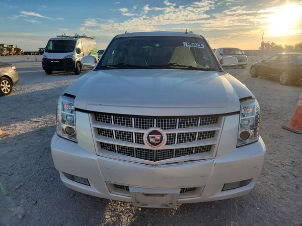 2012 CADILLAC ESCALADE ESV Premium — DIRF