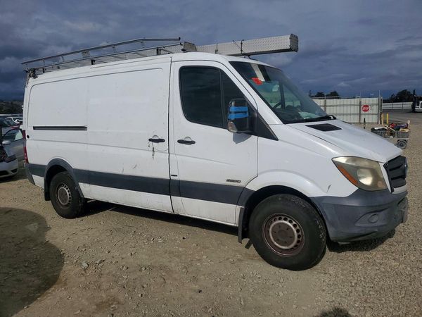 2014 MERCEDES-BENZ SPRINTER High — Passenger 3/4