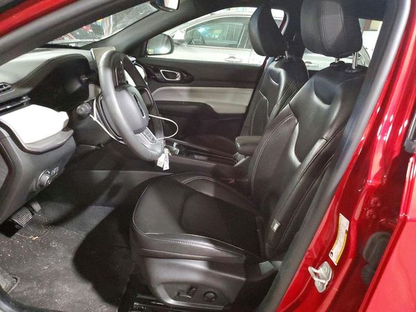 2025 JEEP COMPASS Limited — DENT